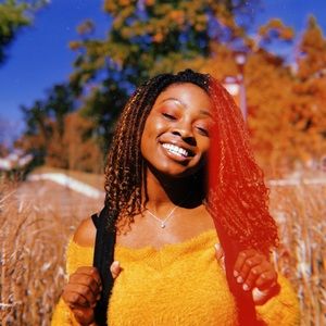 Meet your Posher, Maiamaia